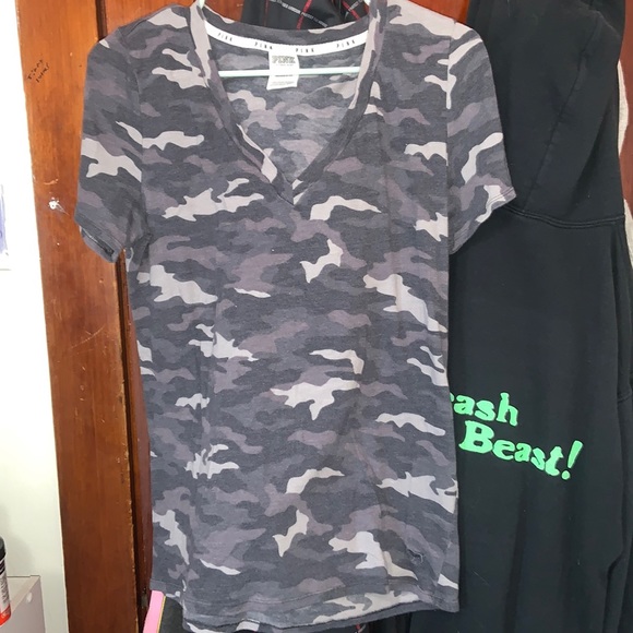 PINK victoria’s secret v-neck - Picture 1 of 2